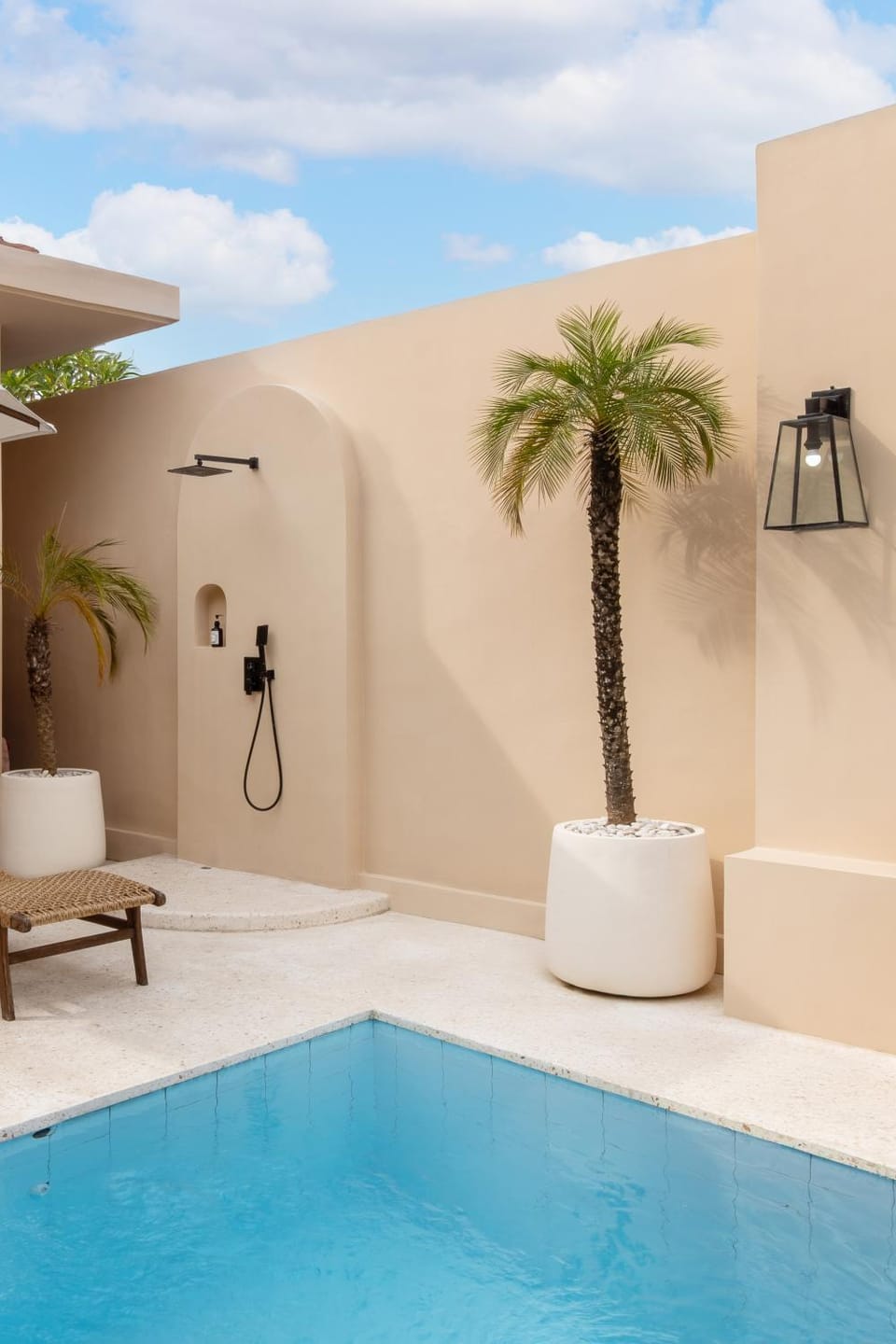 Pool view, Swimming pool, sunbed