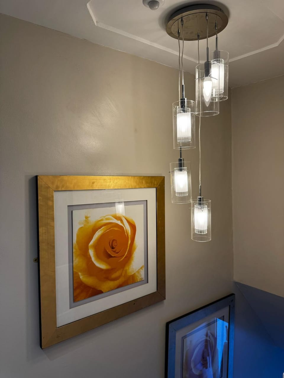Paramount Luxe Loft- 3 bedrooms, 4 beds cosy home Apartment in Basildon