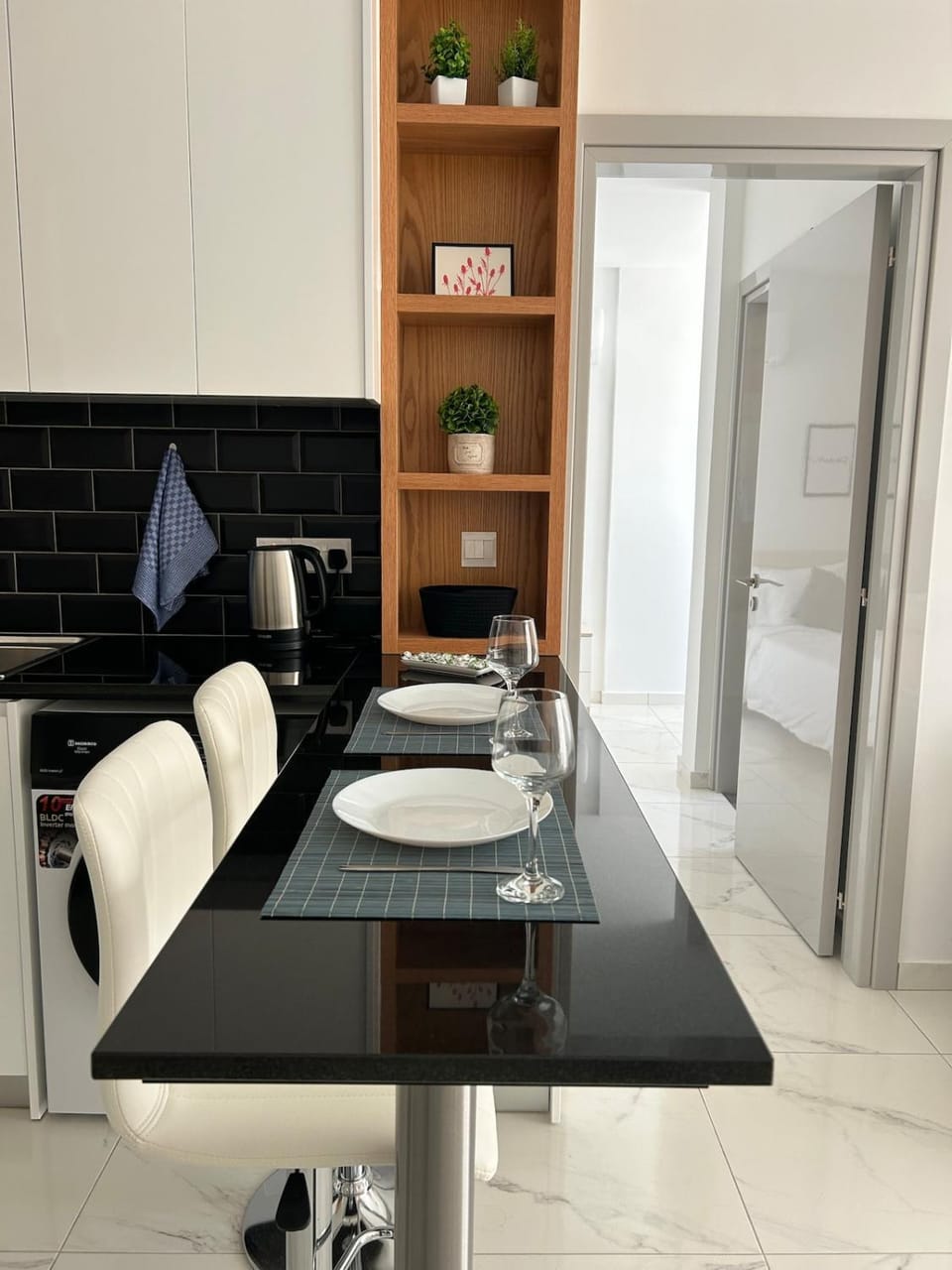 Kitchen or kitchenette