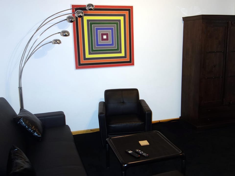 Living room, Seating area, Shopping Area