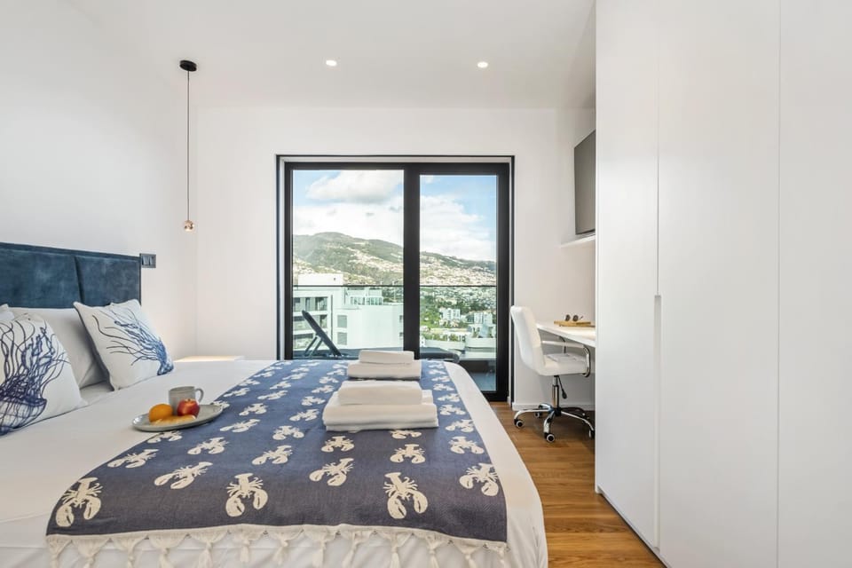 Apartment Bay View - By WeHost Apartment in Funchal