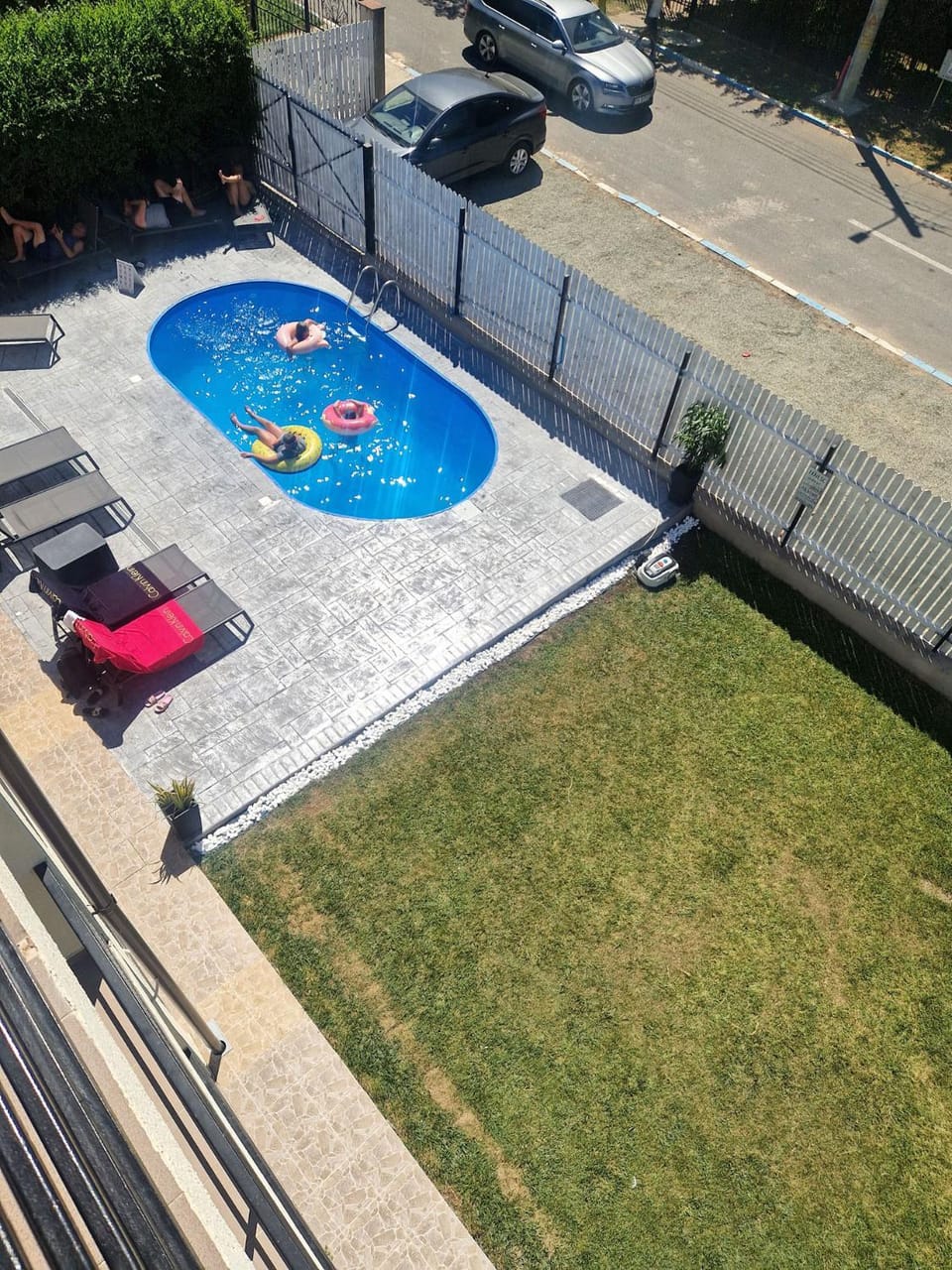 Swimming pool