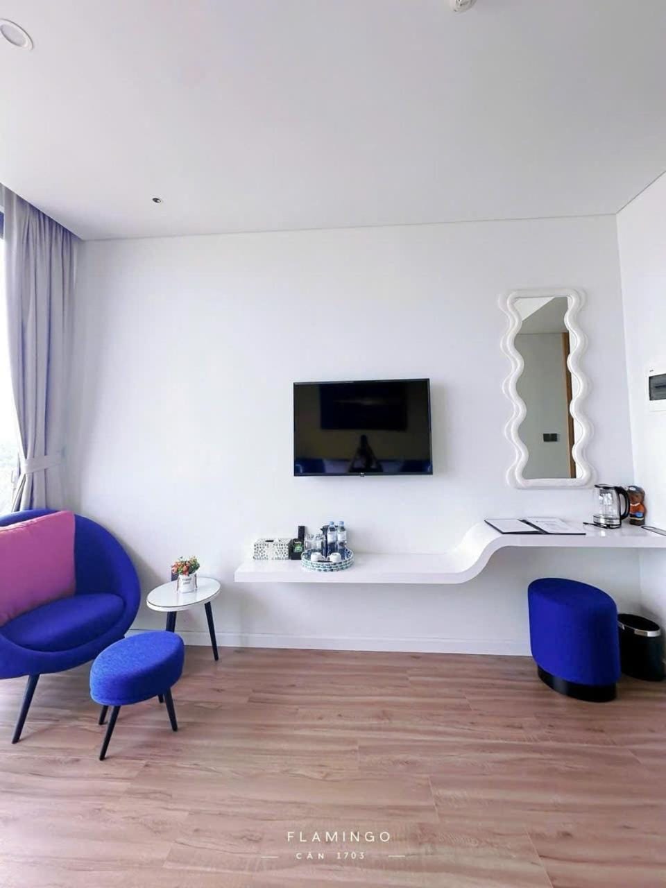Flamingo Hải Tiến- phòng tầng cao view biển Apartment in Vietnam
