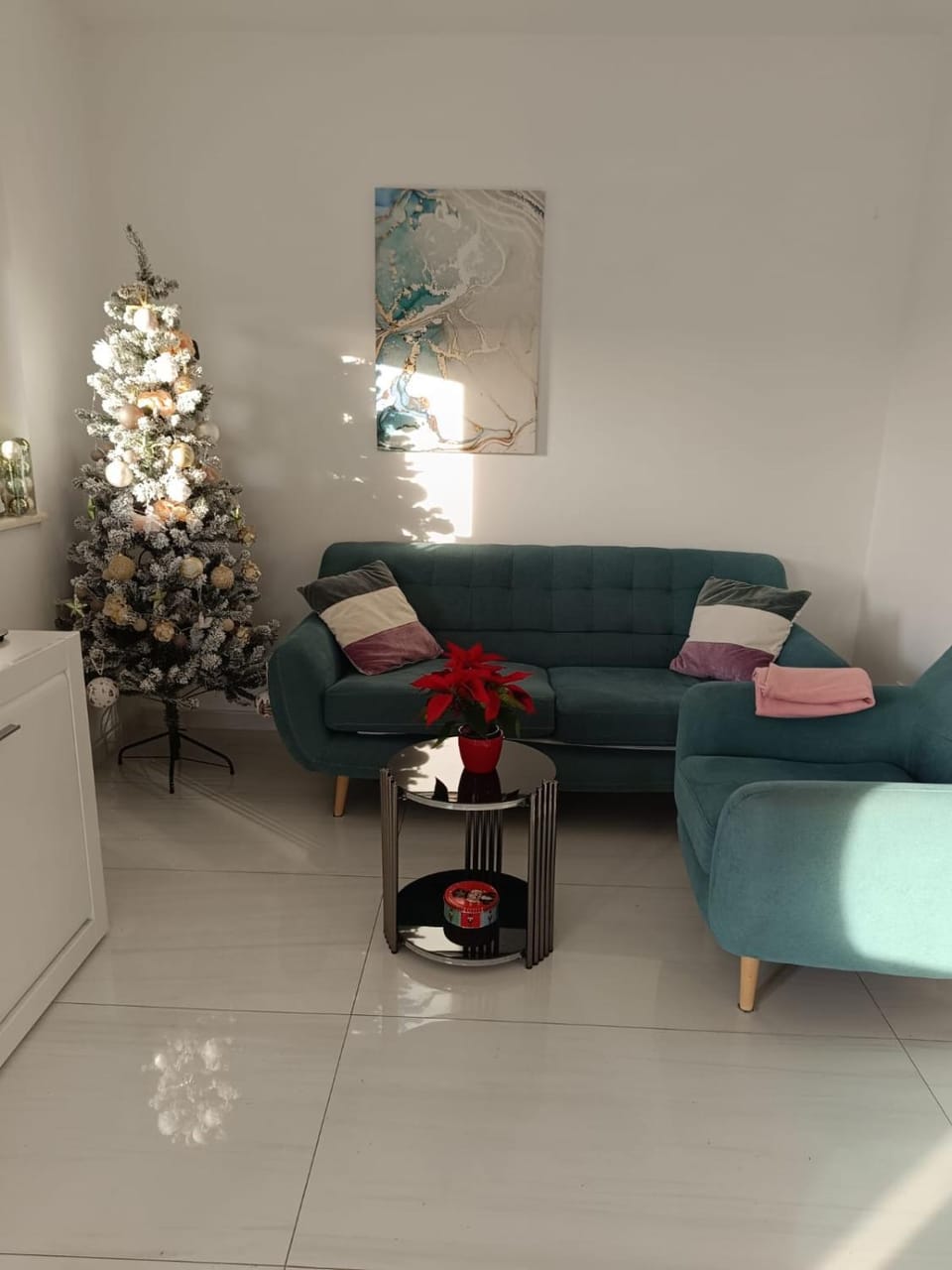 Modern apartment near Trogir center, free parking Apartment in Trogir