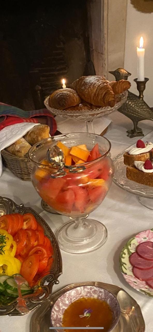 Breakfast, Buffet breakfast