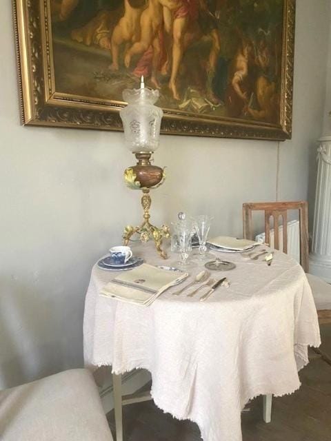 Decorative detail, Dining area