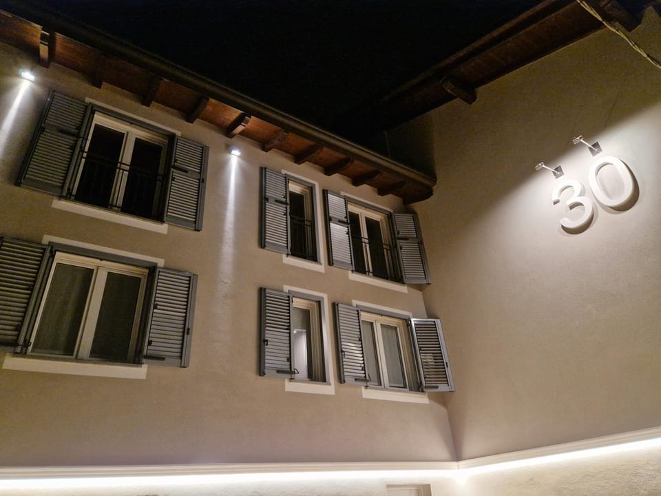 Facade/entrance, Night