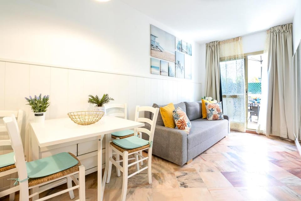 OleHolidays 604 Romana junto al mar Apartment in Marbella