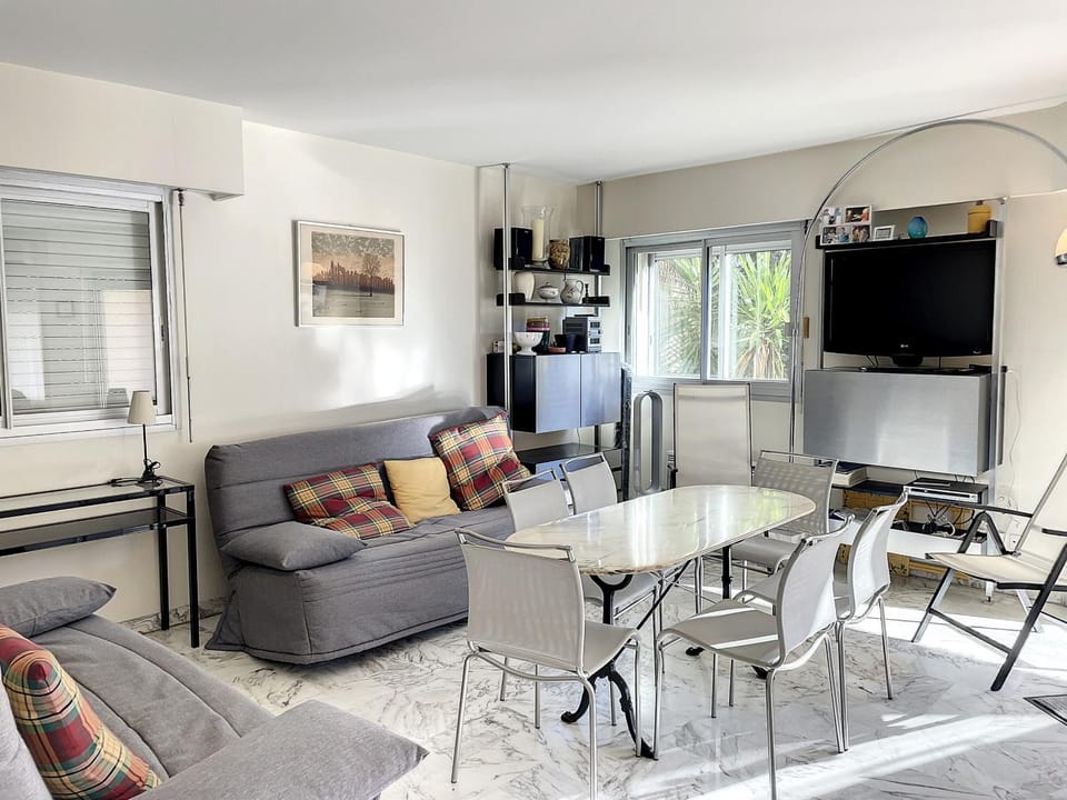 A deux pas des plages du Midi 305L Apartment in Cannes