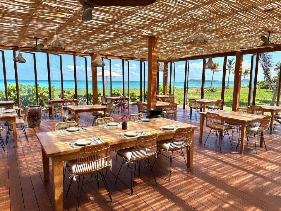 Restaurant/places to eat, Lounge or bar, Dining area, Sea view, Dinner