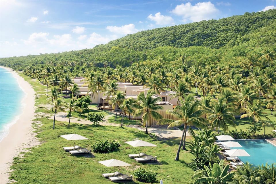 Property building, Day, Bird's eye view, View (from property/room), Beach, Pool view, Sea view, Swimming pool