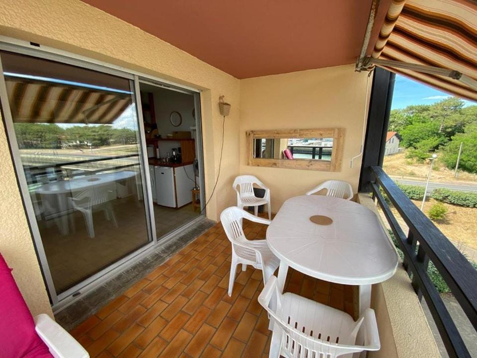 Appartement proche plage dans résidence avec piscine Apartment in Hossegor