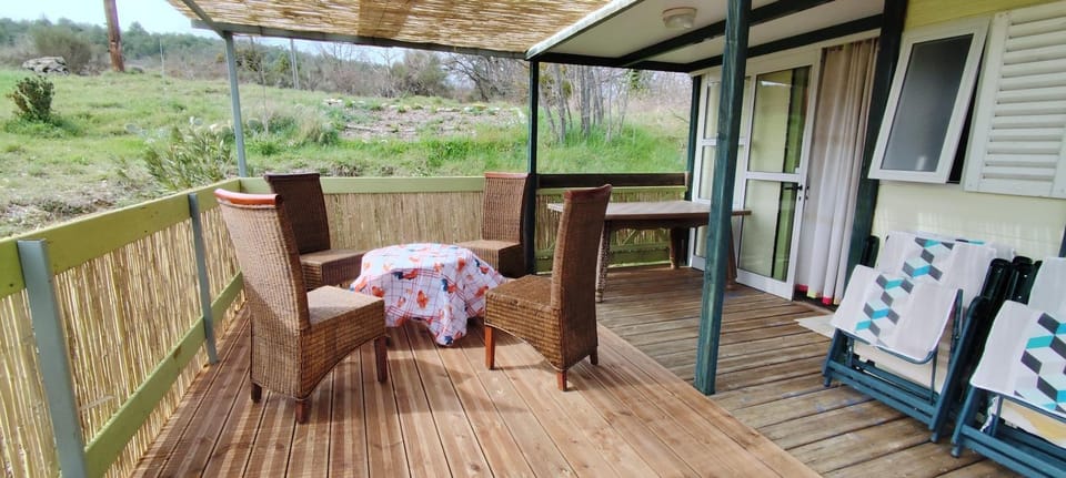 Chalets dans le Luberon Chalet in Provence-Alpes-Côte d'Azur