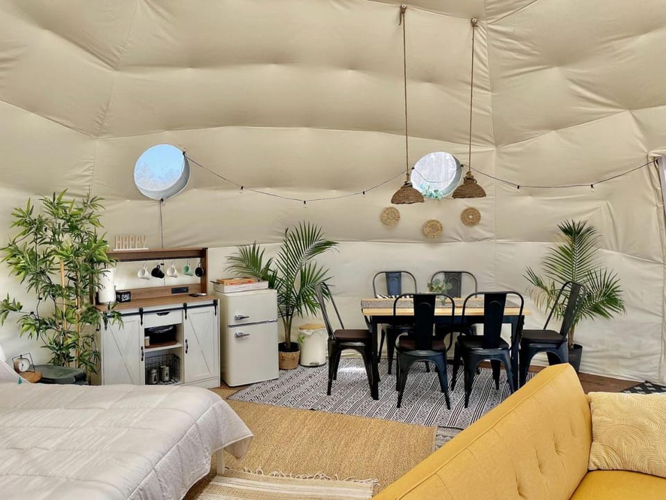 Stunning Geo Dome with Joshua Tree vibes Luxury tent in Southern California