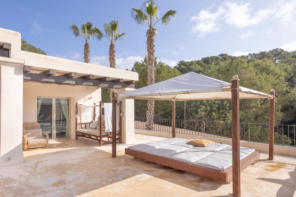 Private Room private bathroom Villa Vacation rental in Ibiza