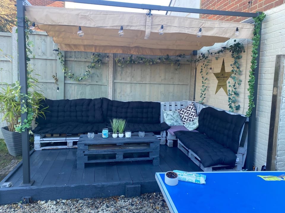 Patio, Seating area
