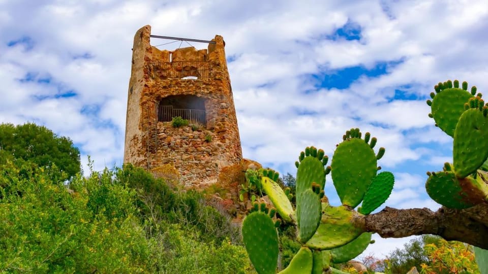 Nearby landmark, Natural landscape, Landmark view