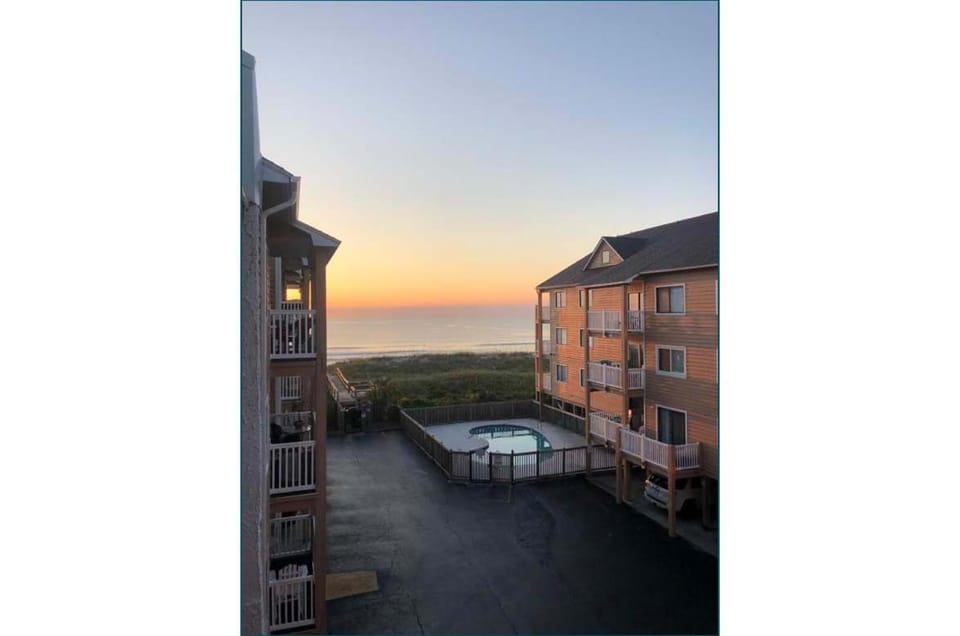 The Salted Paloma by Bryant Real Estate House in Carolina Beach