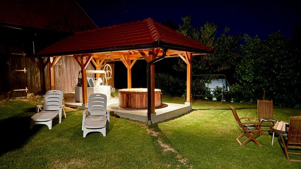 Country House Novosel 1907 Country House in Slovenia