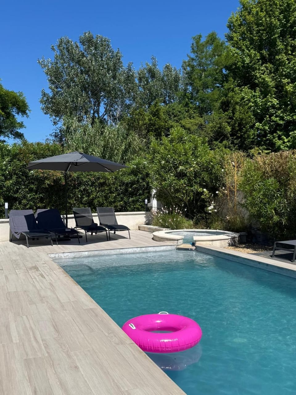 Hot Tub, Pool view, sunbed