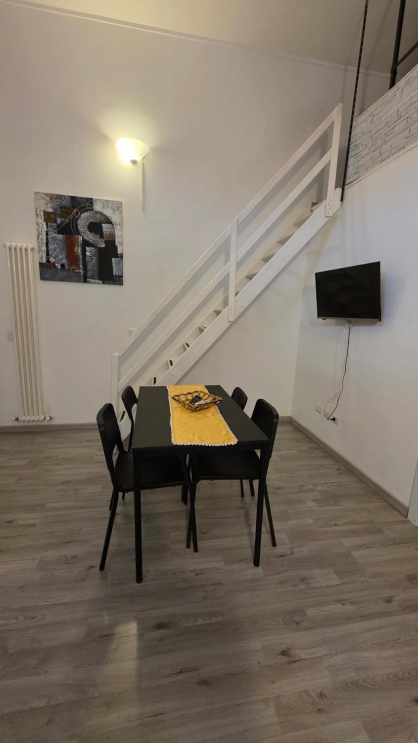TV and multimedia, Living room, Dining area