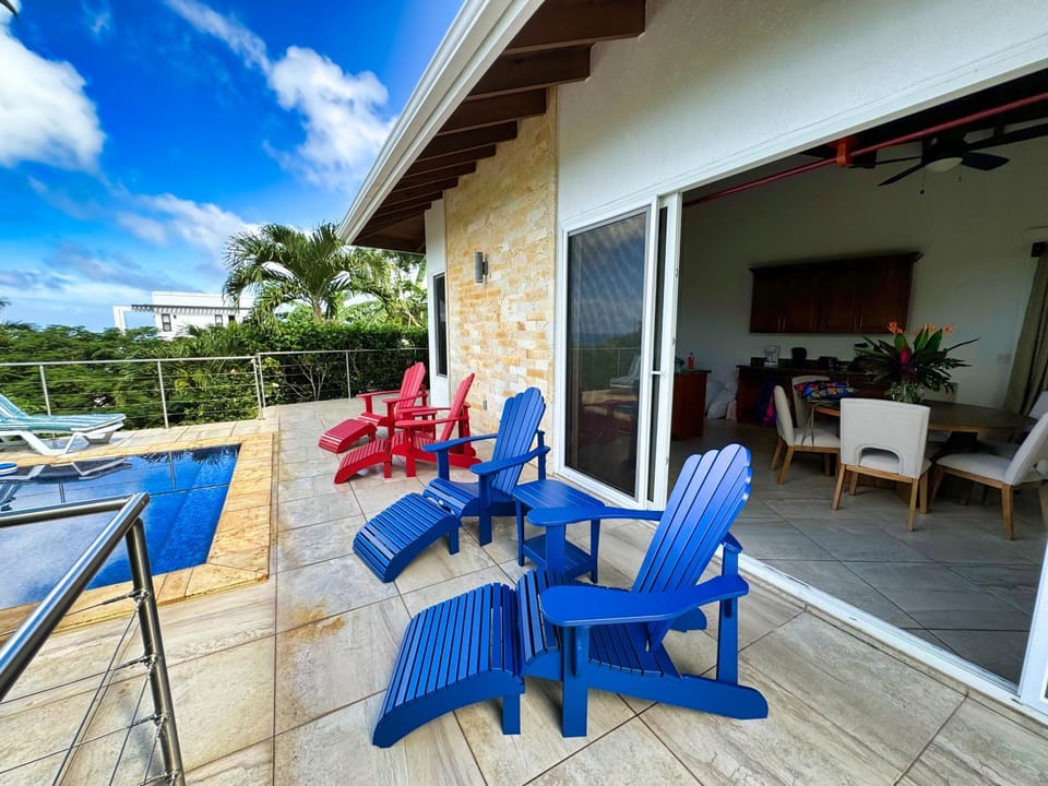 Balcony/Terrace, Seating area, Pool view, Swimming pool
