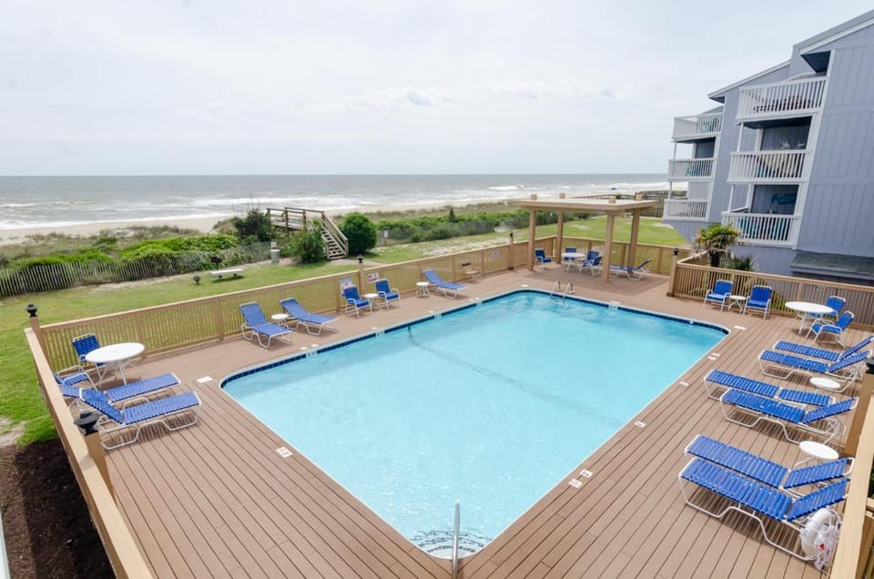 Sol Mate by Bryant Real Estate House in Carolina Beach