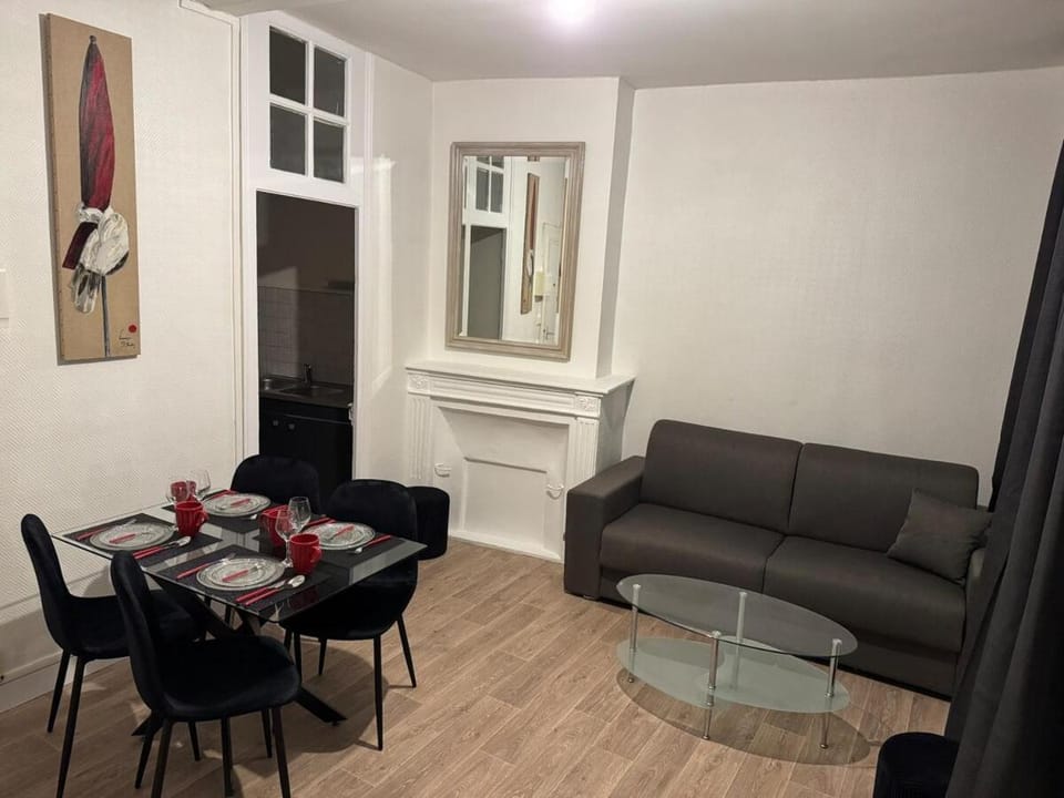 Lovely place in Caen's historic center Apartment in Caen