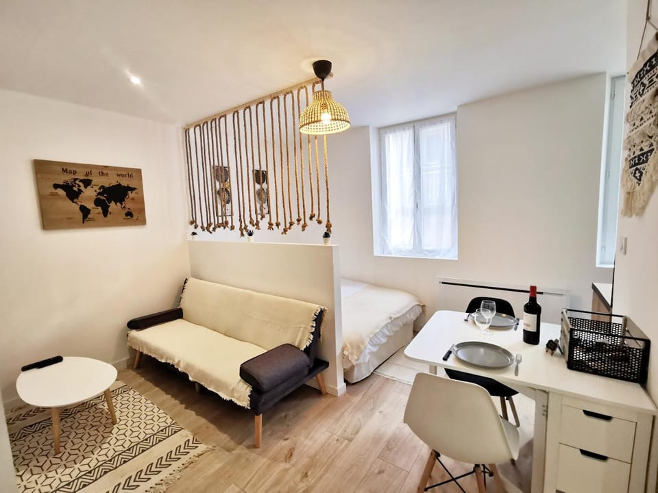 Bed, Living room, Seating area