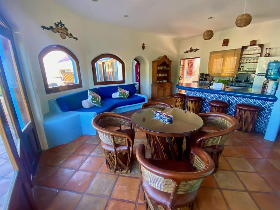 BBQ facilities, Balcony/Terrace, Kitchen or kitchenette, Living room, Photo of the whole room, Dining area