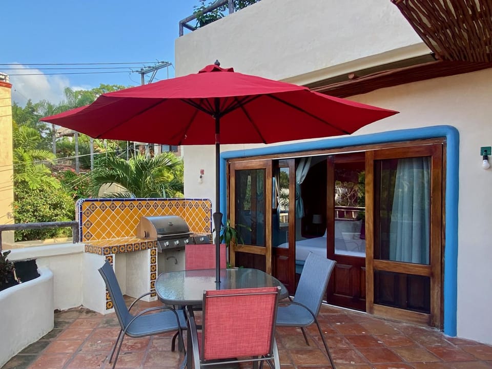Patio, BBQ facilities, Seating area