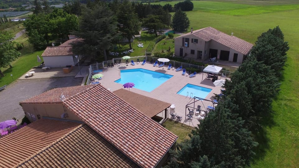 Property building, Bird's eye view