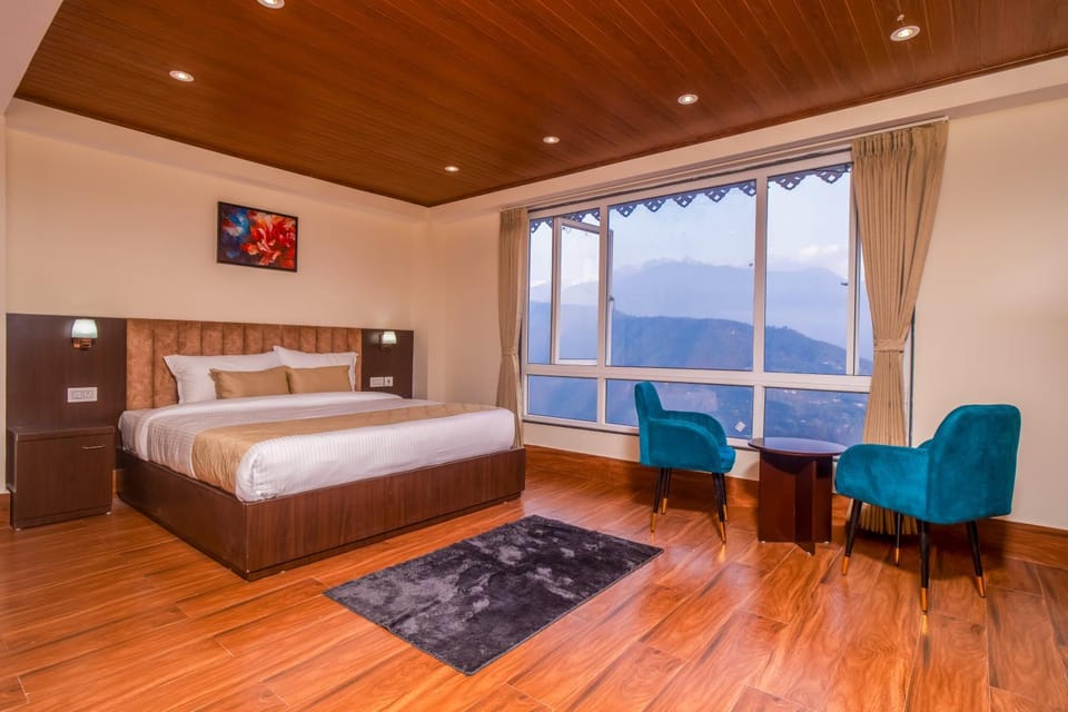 Bed, Natural landscape, Photo of the whole room, Bedroom, Mountain view