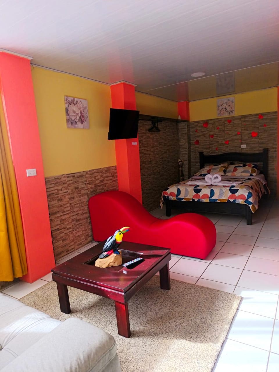 Kenai Mountain View Apartment in Heredia Province
