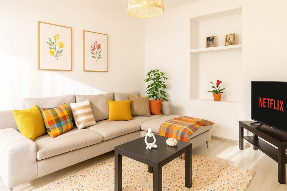 TV and multimedia, Living room, Seating area