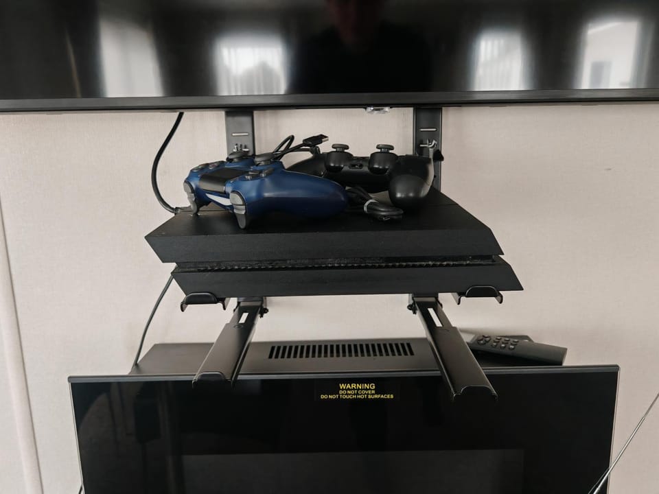 Manor Park Dog Friendly 2 bed, 6 berth Lodge with decking 600 Yard's From The Beach In Hunstanton House in Hunstanton