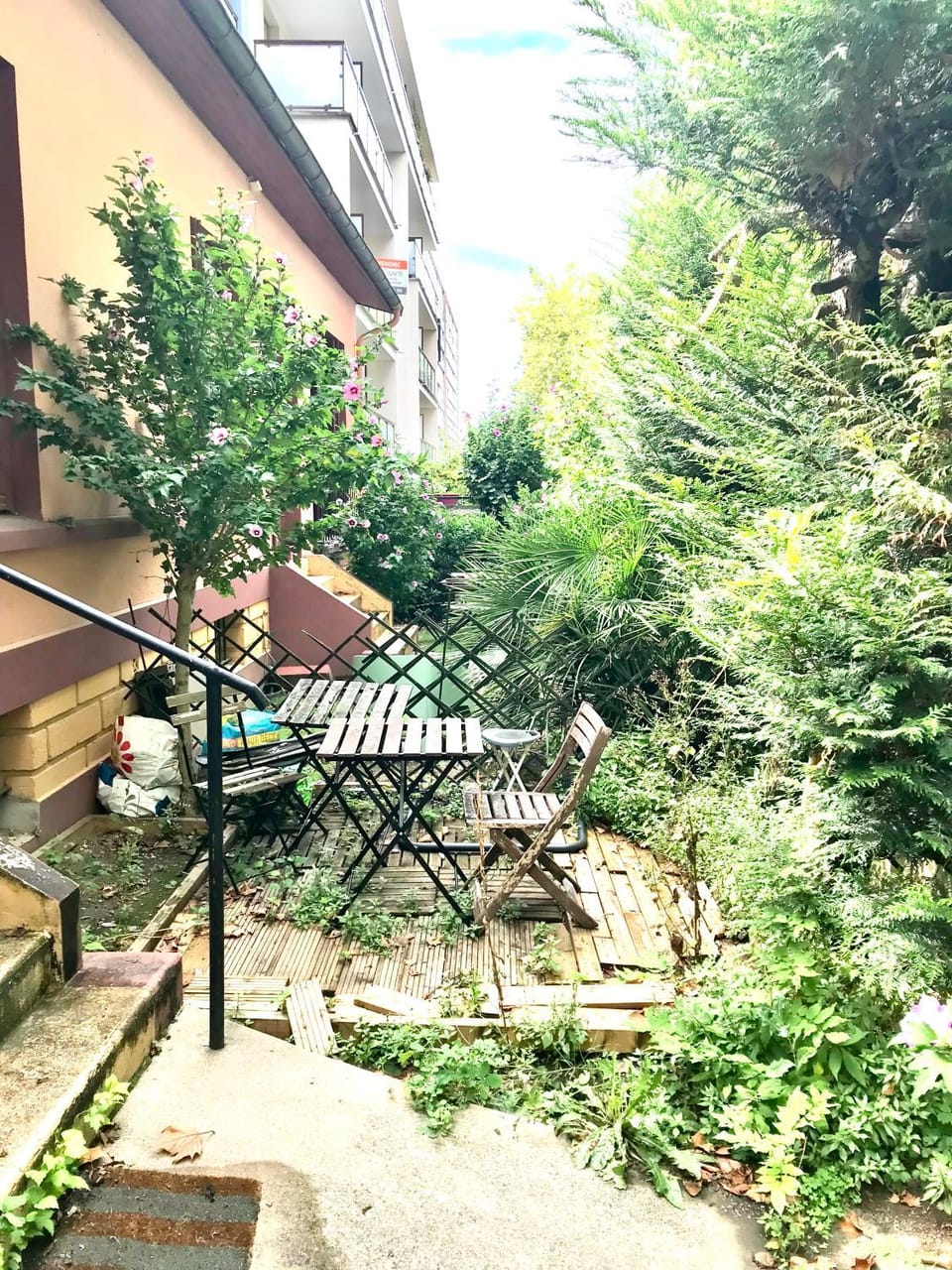 Property building, Balcony/Terrace