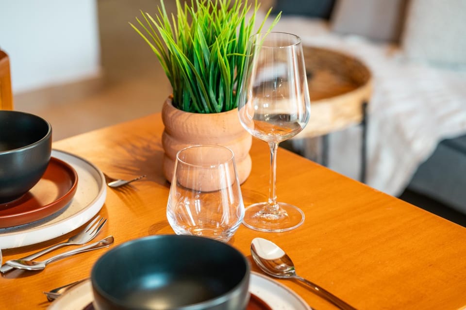 Food and drinks, Dining area, Food, Drinks, Alcoholic drinks