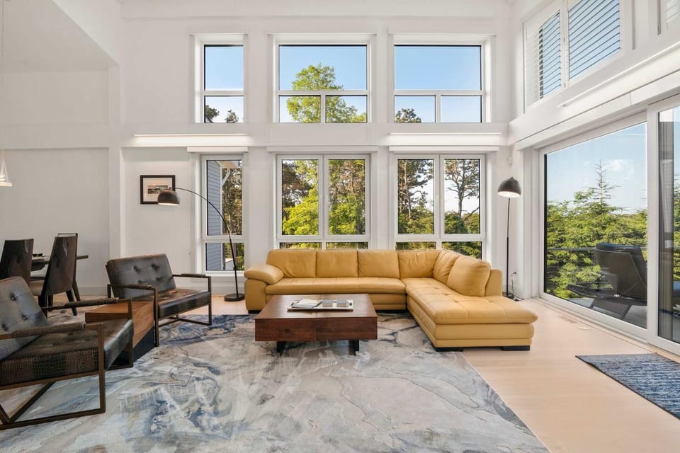 Coastal Luxury Near Wellfleets Best Beaches House in Wellfleet