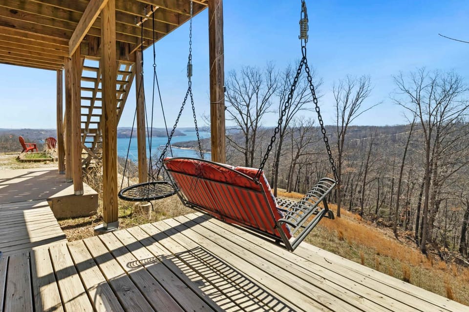 Lake Overlook-Gorgeous Beaver Lake Views-Game Room House in Beaver Lake