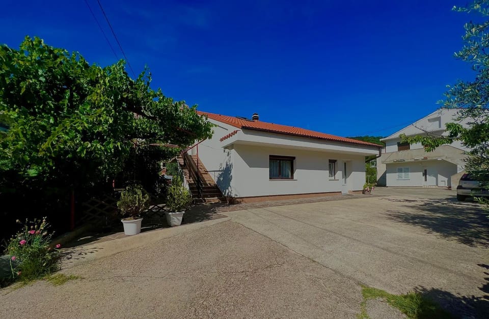 Studio Ivanka Apartment in Lika-Senj County