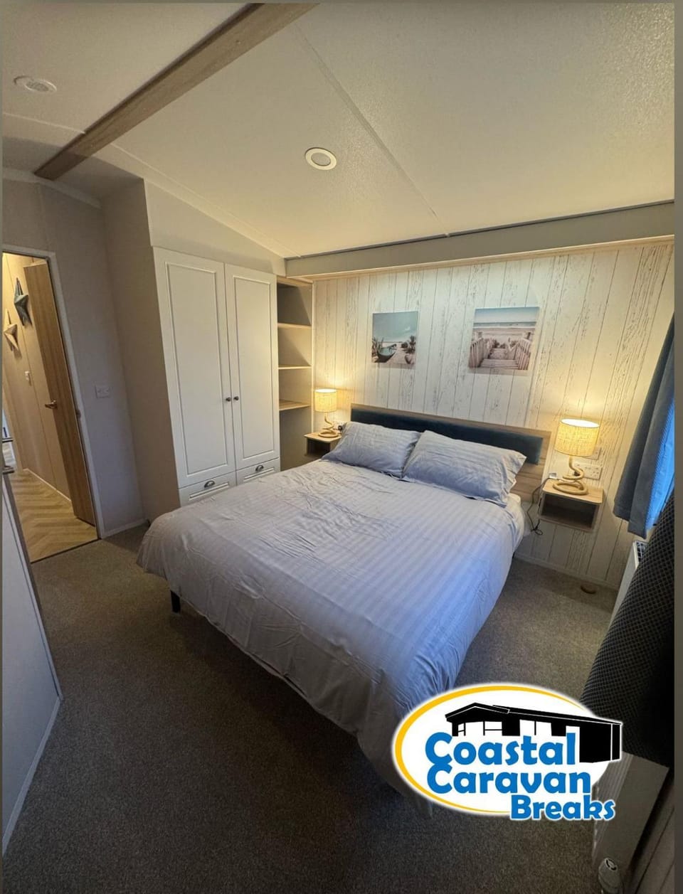 Bedroom, wardrobe