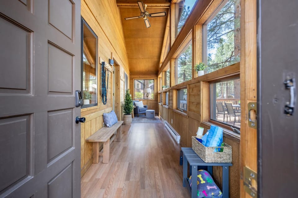 Twin Pines Cabin in the Woods Cabin in Kachina Village