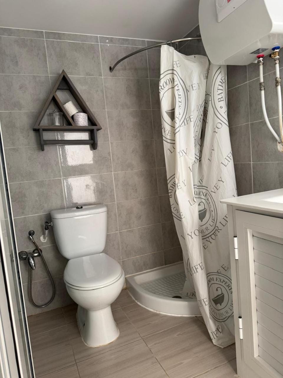 Shower, Toilet, Bathroom