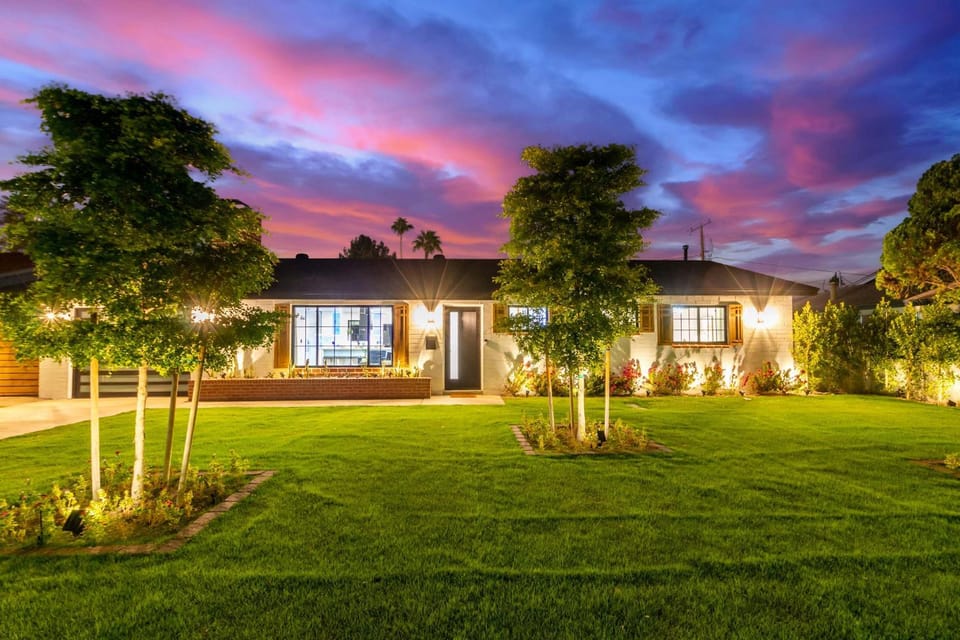 The Sundancer Custom Retreat House in Scottsdale