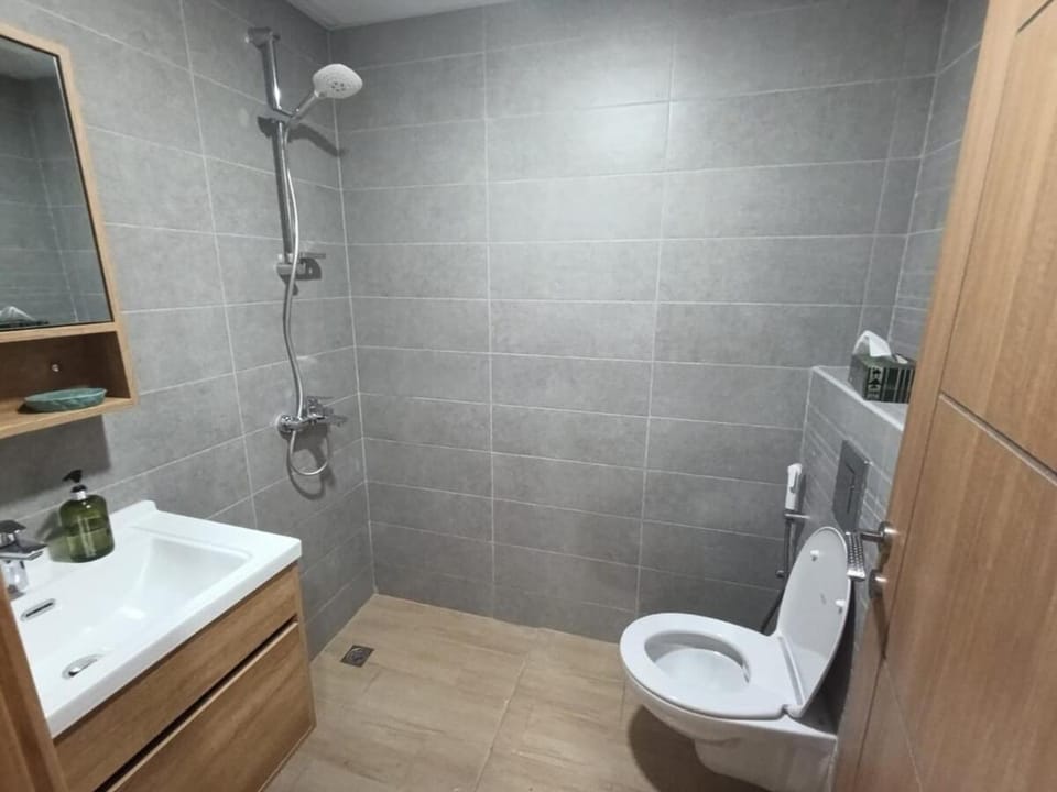 Flat opposite Muscat mall Apartment in Muscat Governorate, Oman