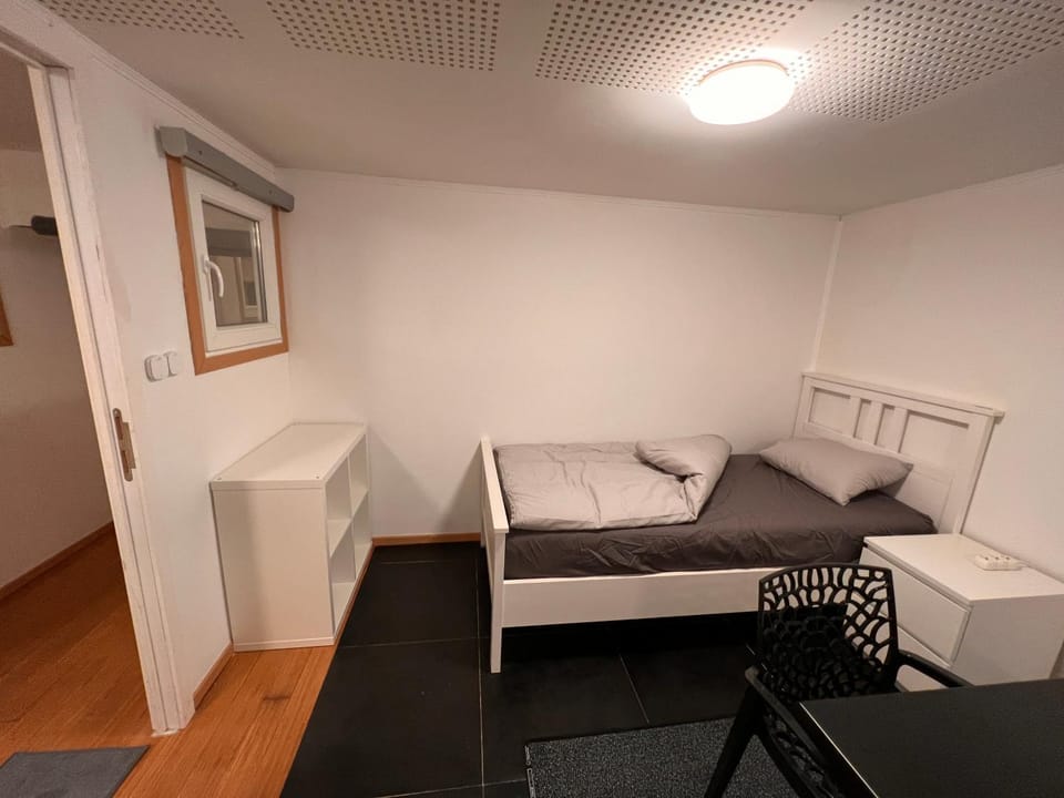 Doppelzimmer im Herzen Brüssels Vacation rental in Brussels
