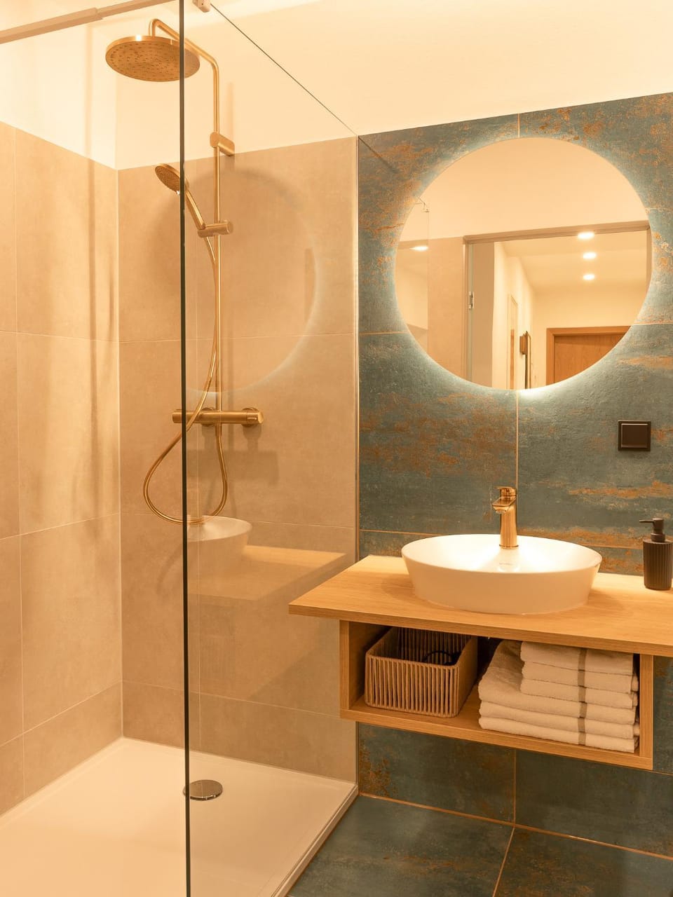 Shower, Bathroom