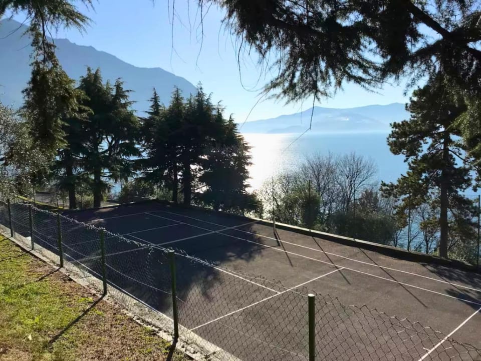 View (from property/room), Tennis court, Lake view, Mountain view