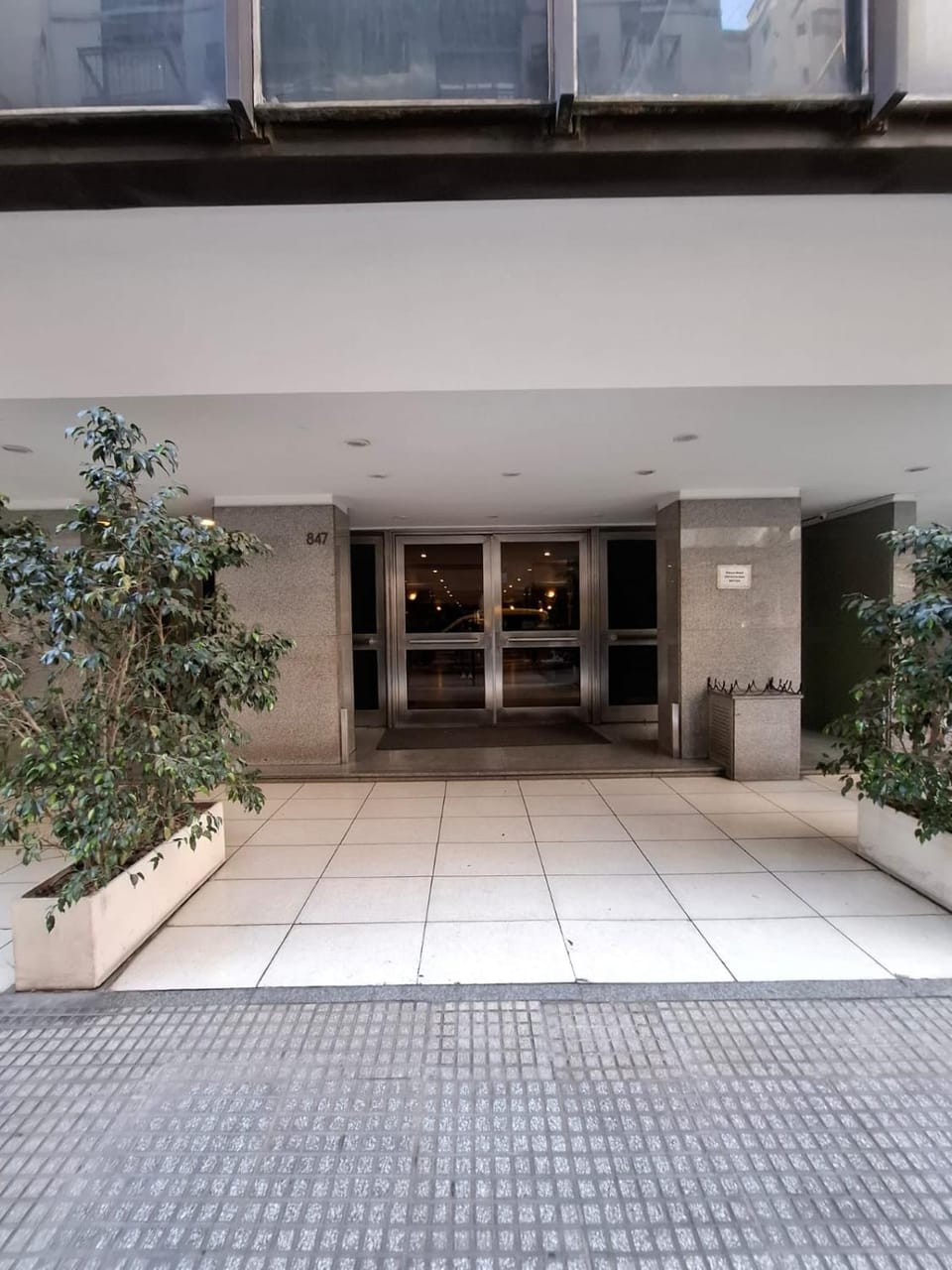 Facade/entrance